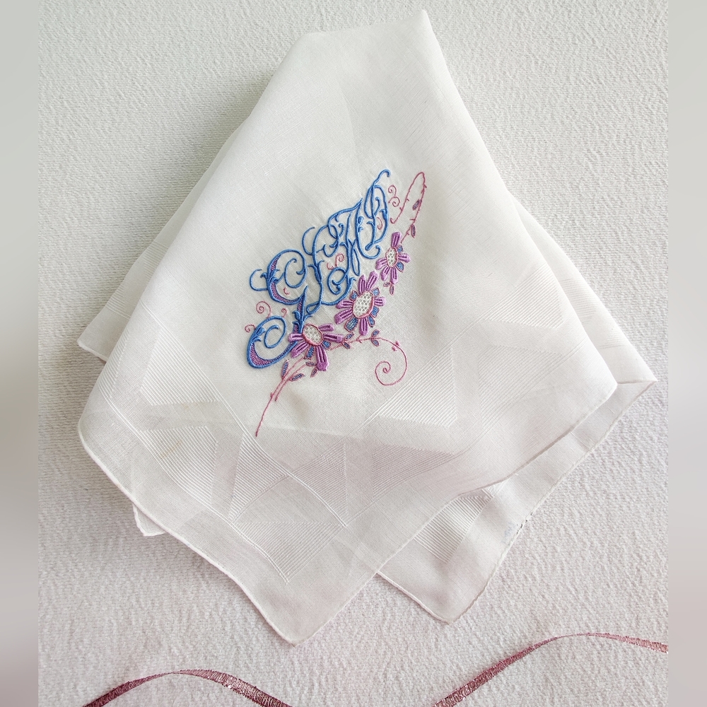 Vintage handkerchief, monogrammed “Glad”embroidered hanky